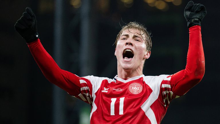 Полуфиналистът от последното европейско първенство Дания стартира квалификациите за следващото