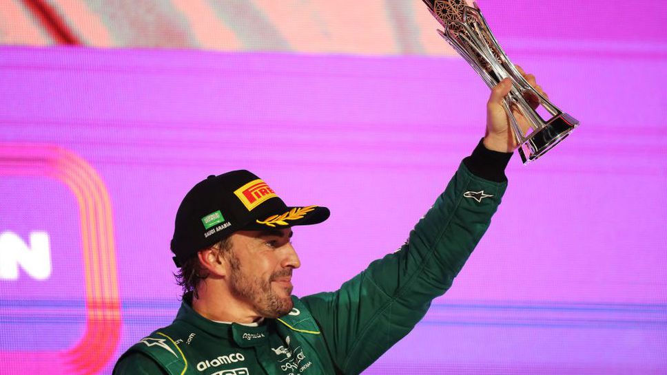 Ръсел и Мерцедес върнаха трофея от Джеда на Алонсо и Астън Мартин