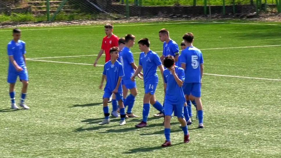 Левски вкара седем гола на ЦСКА - София при U14