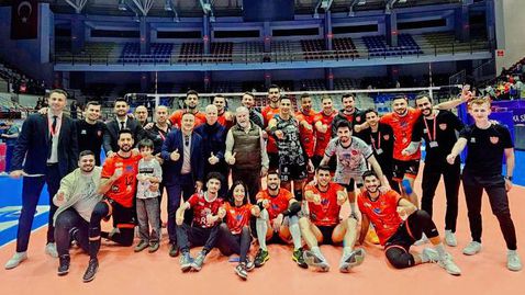 Георги Сеганов и Алания измъкнаха дербито срещу Аркас и Николай Къртев в Турция