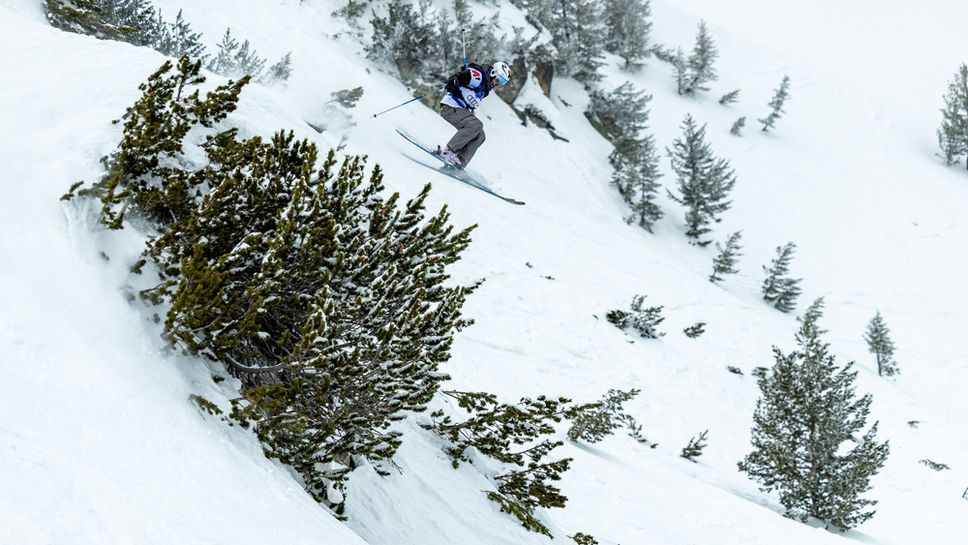 Българка спечели надпреварата по сноуборд при жените от Bansko Freeride 2026