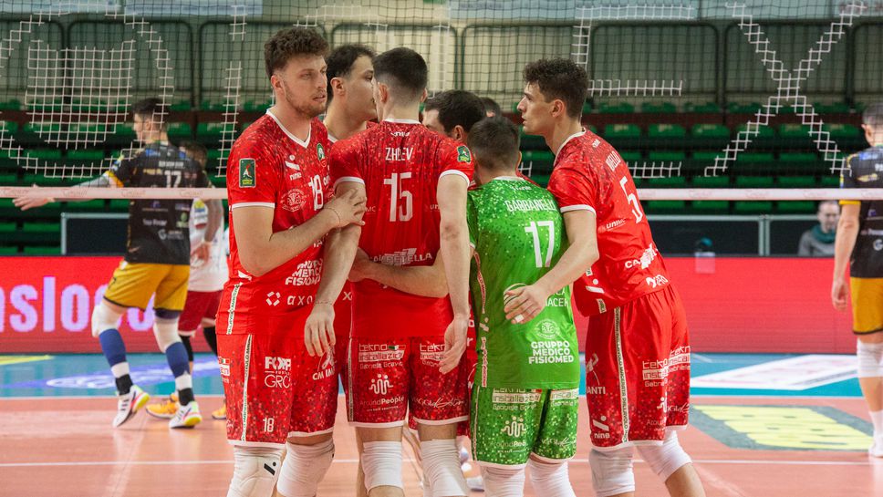 Денис Карягин и Руси Желев изведоха Мачерата до плейофите в А2