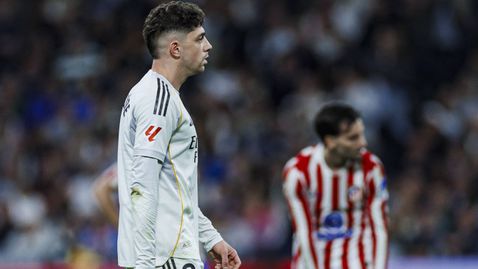 Валверде рискува по-сериозно наказание заради червения картон срещу стар “враг”