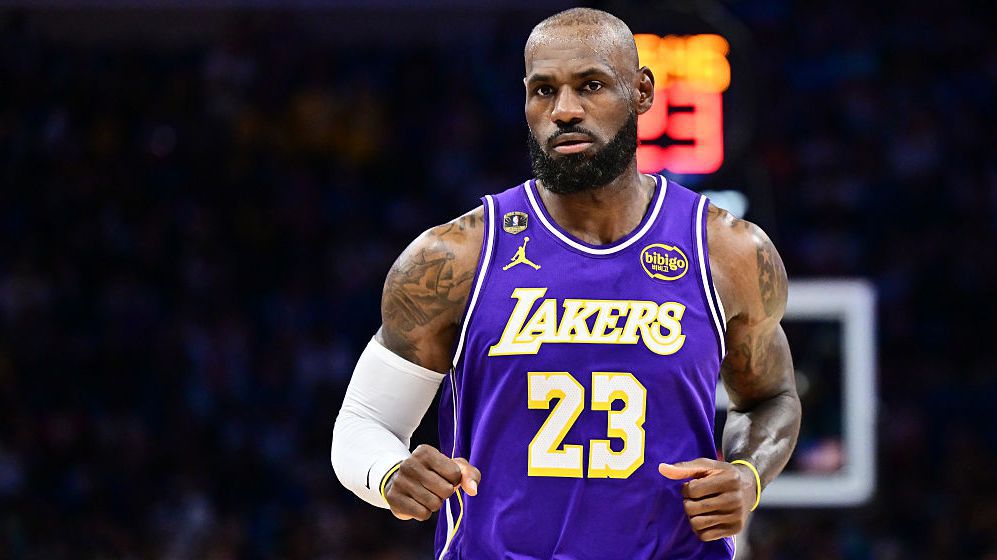 ЛеБрон Джеймс - професионален творец на рекорди