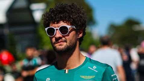 Американец сменя Фернандо Алонсо в Япония