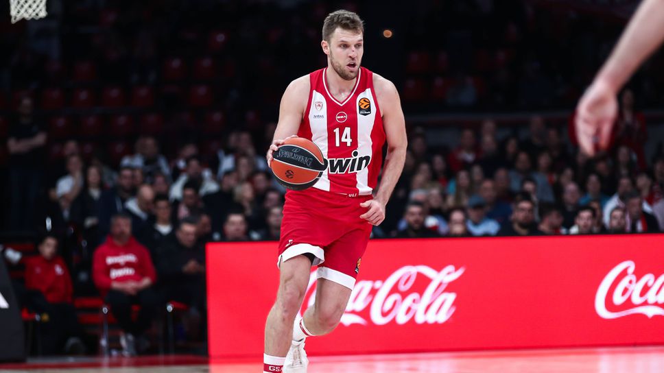 Тежко гостуване за Везенков и компания в Евролигата тази вечер