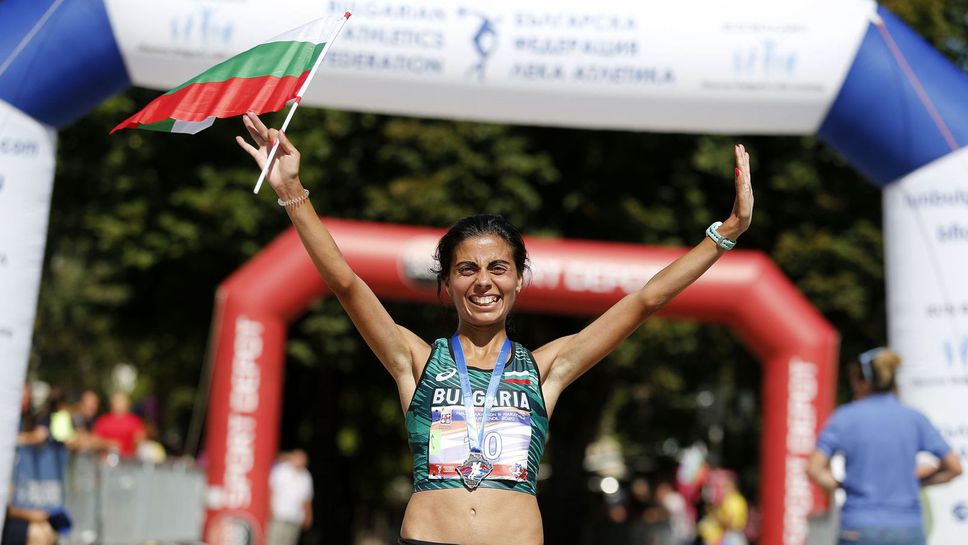 Маринела Нинева спечели сребърен медал на Балканското първенство по полумаратон