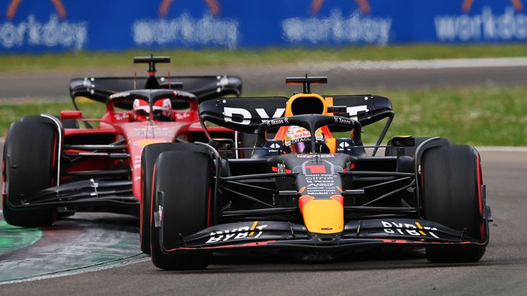  Ще стигне ли Верстапен до съвършен уикенд на „ Имола “? 