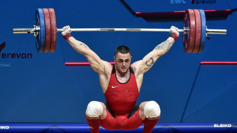  Откъртена мивка в хотел срязала крайници на Карлос Насар 