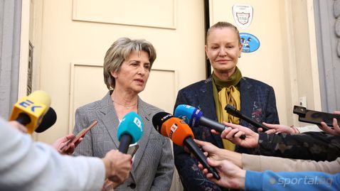  Весела Лечева с писмо до Стефка Костадинова за Олимпиадата 