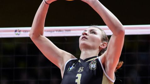 Лора Славчева: Стремим се да спечелим всичко през сезона