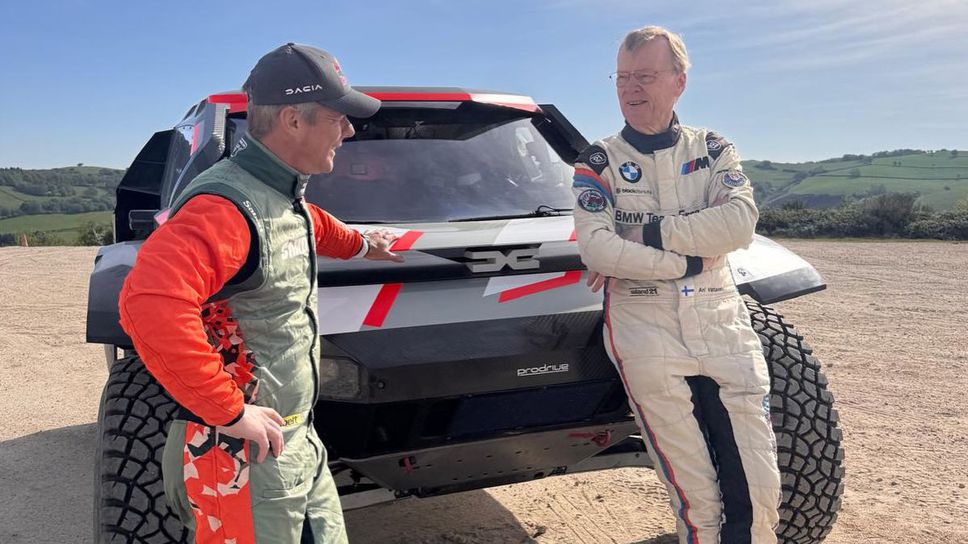 Дачия Сандрайдър събра две легенди