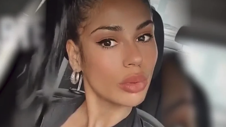 Сочената за любовница на Касийяс обеща пикантни истории