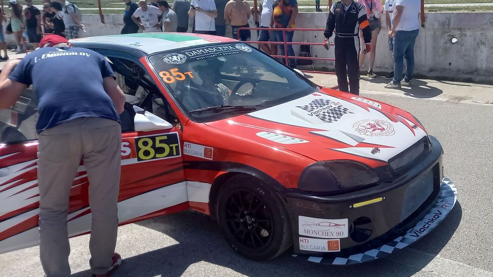 Технически проблем спря Иван Влъчков на Писта Енеос