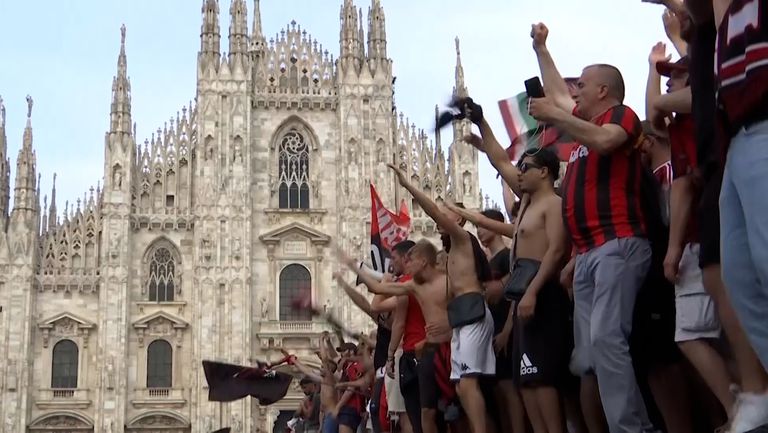 Феновете на Милан отпразнуваха първата титла на отбора от 11 години