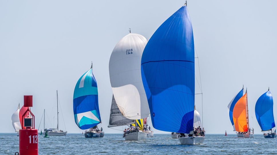 Яхта Шоколад води след каналните гонки на регата Varna Channel Cup