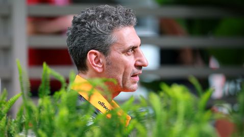 Андреа Стела: Да сравняваш Маями и "Имола" е като да сравняваш ябълки и круши