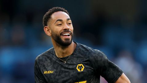 Манчестър Юнайтед продължава преследването на Матеус Куня