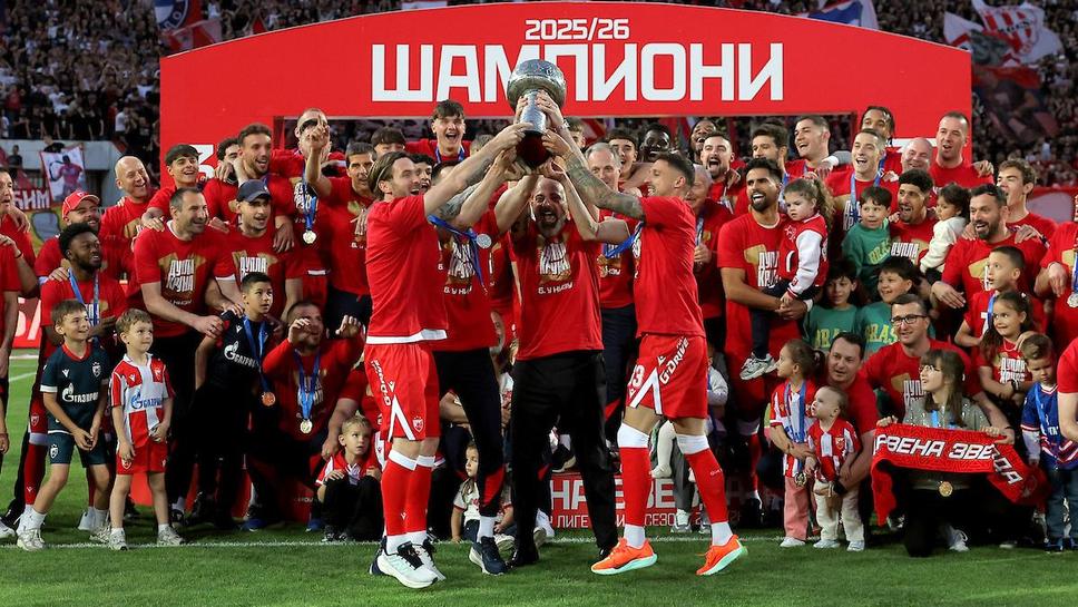 Звезда вдигна титлата след шокираща загуба