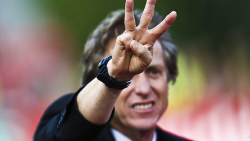 Жорже Жезуш отказал на Монако и Милан, за да остане в Бенфика