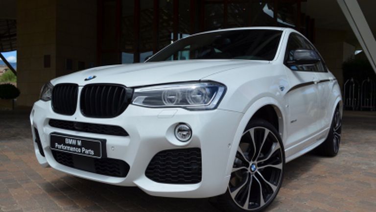 Първи снимки на BMW X4 в M Performance изпълнение
