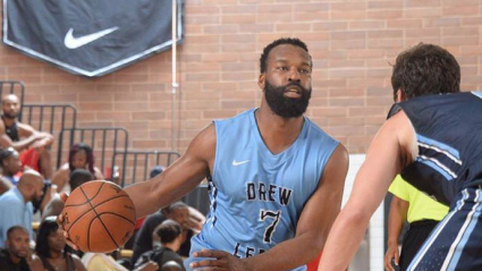 Барън Дейвис иска да се завърне в НБА, вижте го в действие (видео)