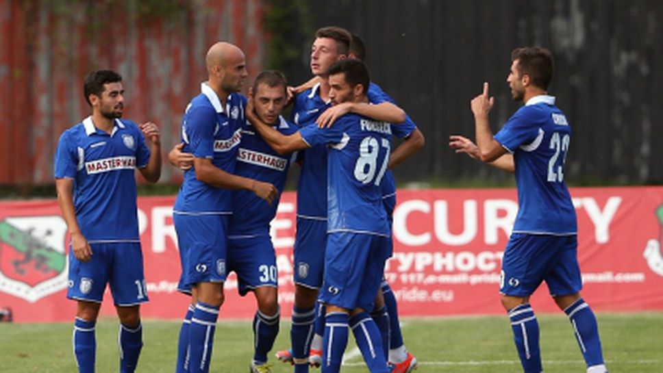 Искан от Херо младок се прибра без договор от Италия