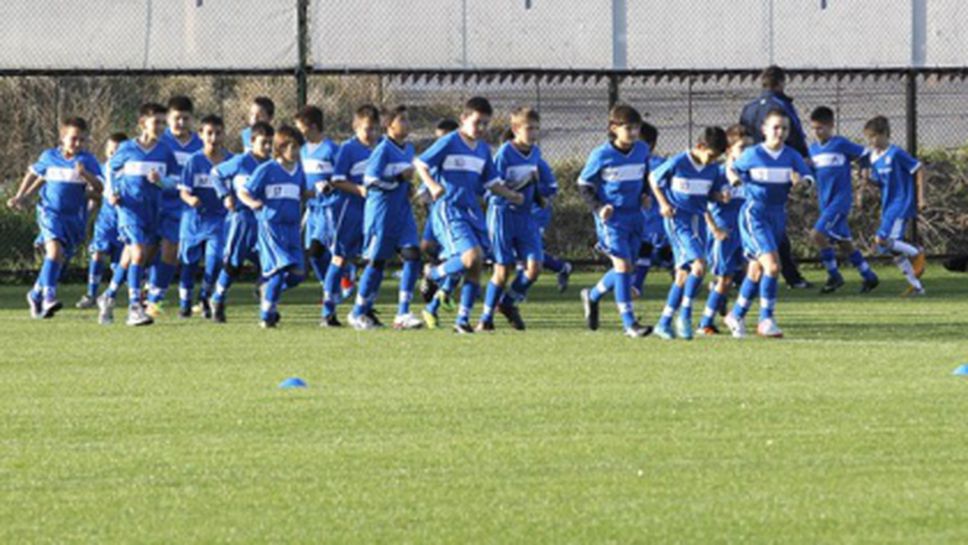 Левски-Раковски обявява кастинг за попълване на отборите