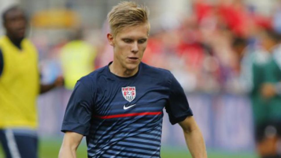 Американски национал преподписа с АЗ Алкмар