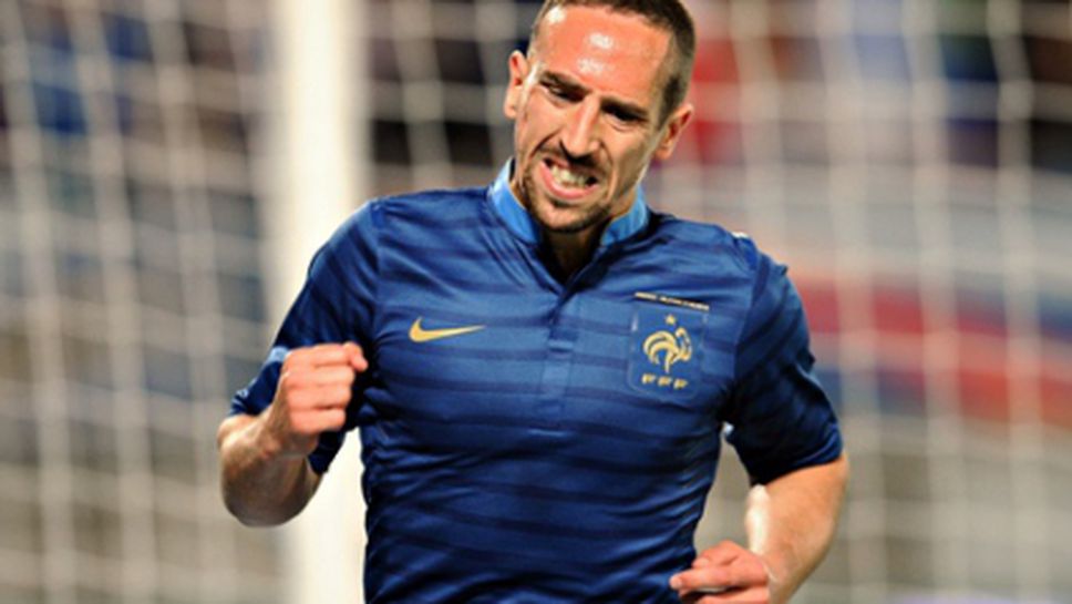 Рибери аут за контролата с Парагвай