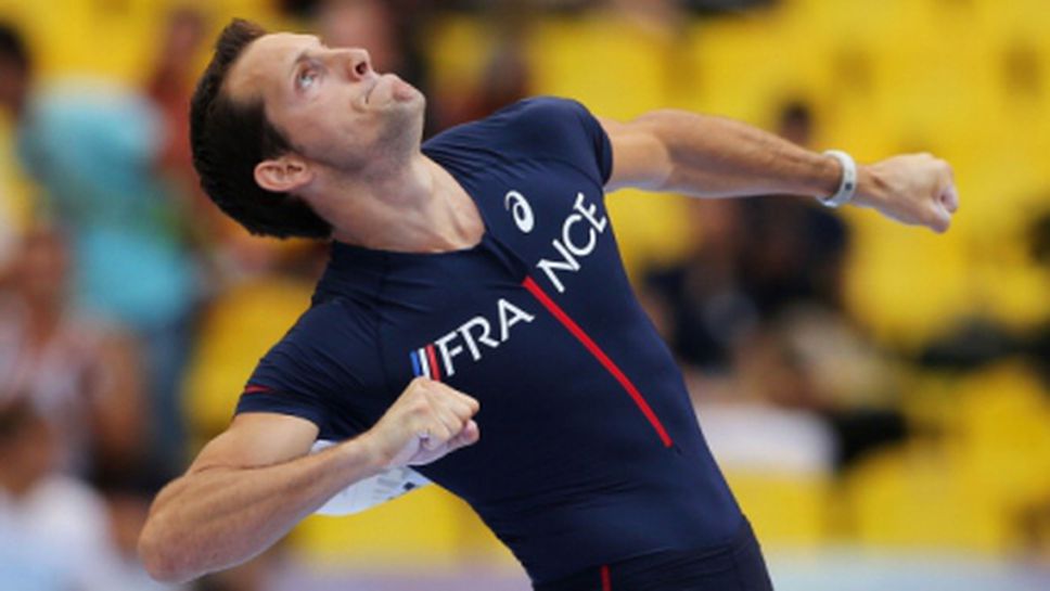 Лавийени продължи победната си серия