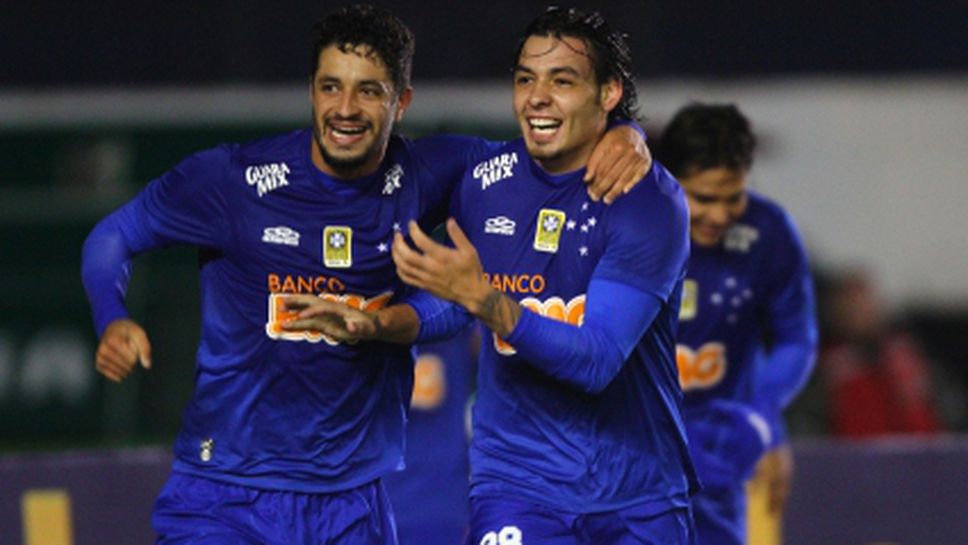 Крузейро остава на върха до края на Мондиала