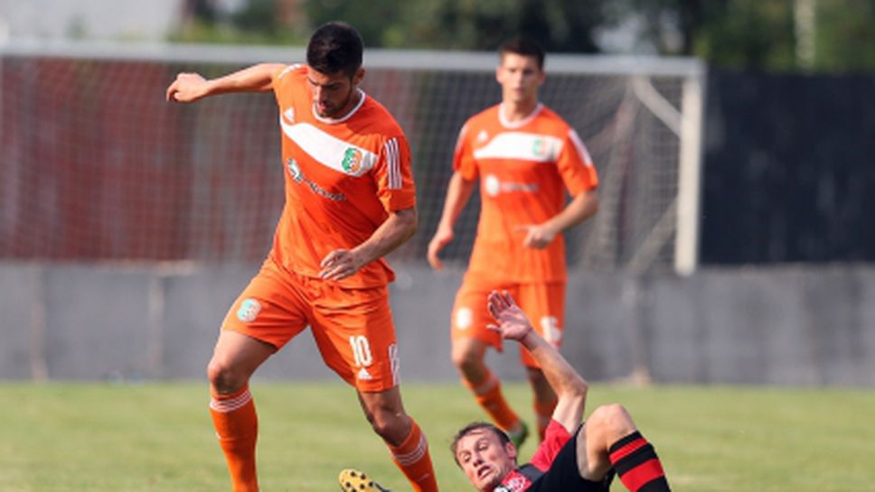 Бурсаспор си избра Джазула