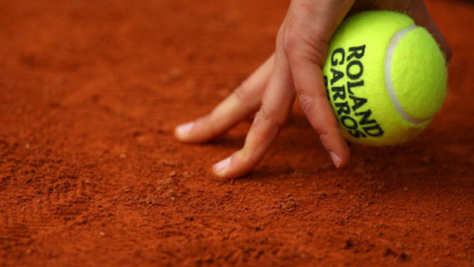 Защо топките са жълти