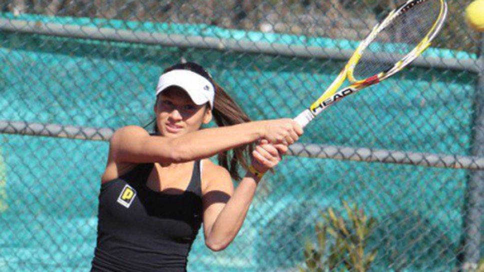 Вангелова продължава в турнира на двойки в Южна Африка