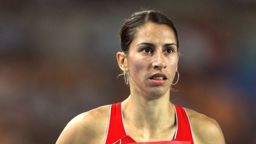 Ваня Стамболова с три златни отличия на държавното по лека атлетика