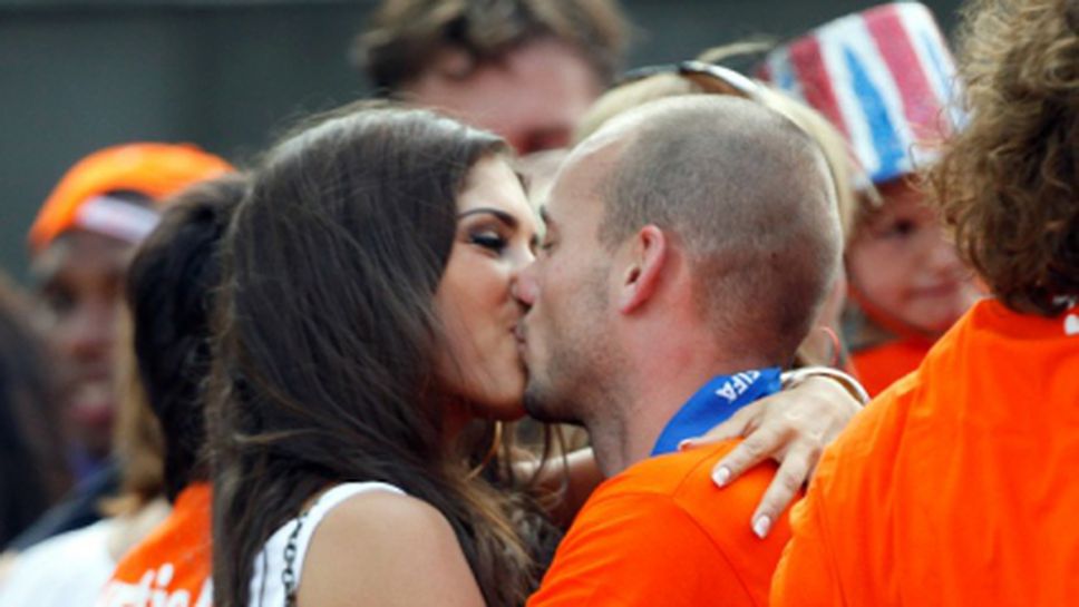 Снайдер с подранил купон за ЧРД преди заминаването за Бразилия