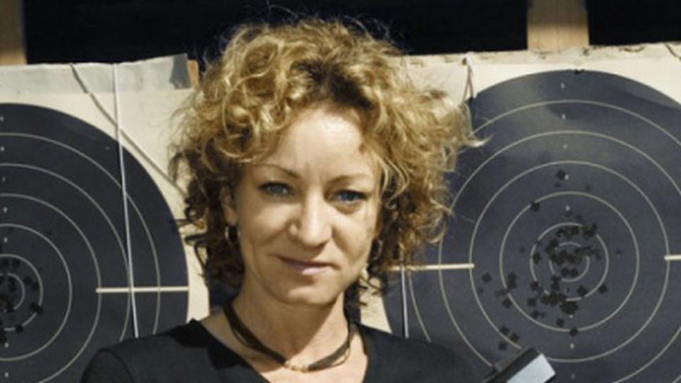 Гроздева и Бонева извън финала на 25 метра пистолет