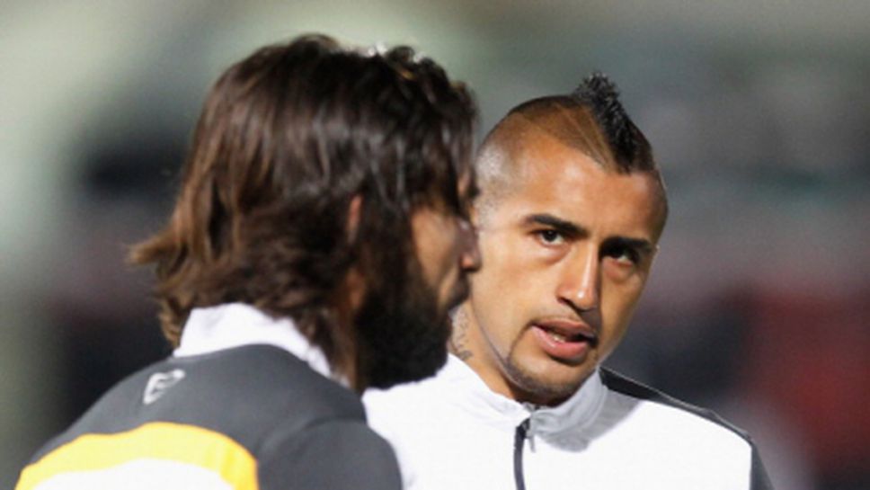 Видал пропусна тренировката на Чили заради травма