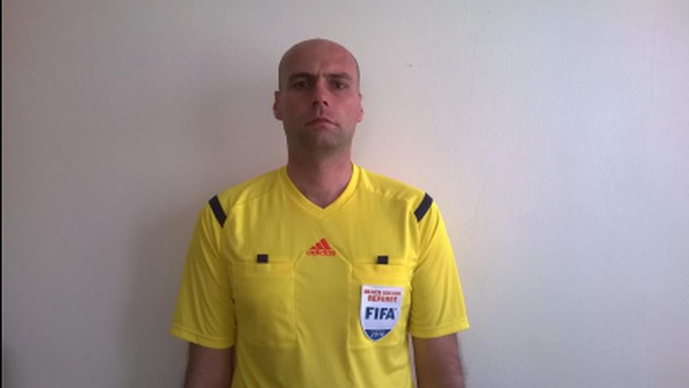 Роден рефер с отлично представяне в ШЛ по плажен футбол