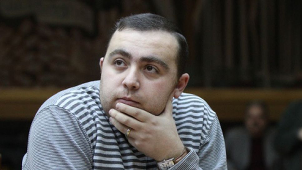 Тигран Петросян води в класирането след 4-ия кръг на международния турнир в Златни пясъци