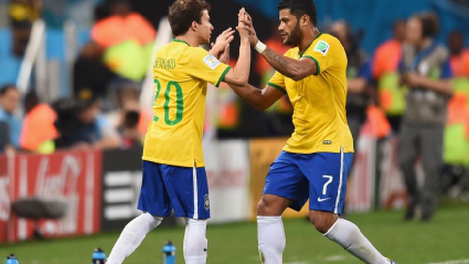 Футболистите на Бразилия не отписват Испания, въпреки шокиращата загуба от Холандия