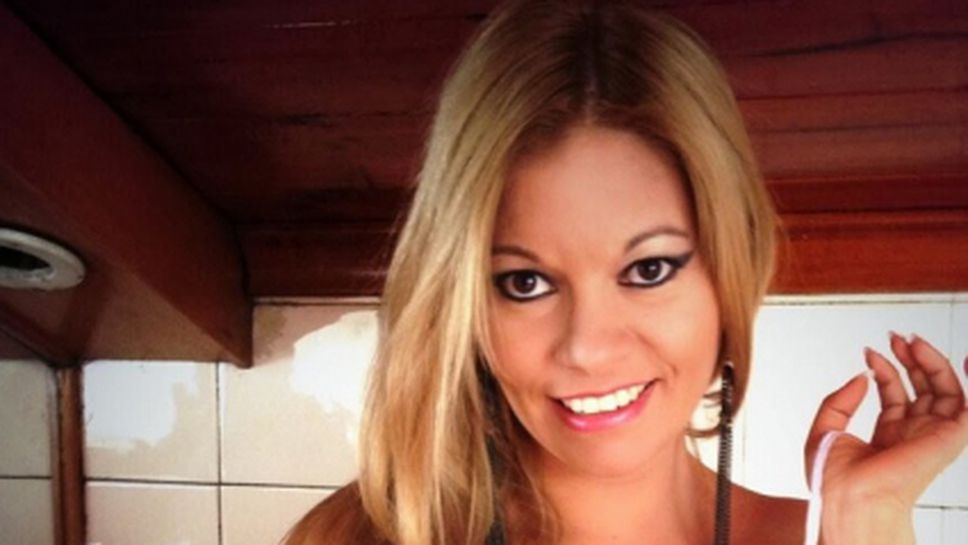 Чилийска порнозвезда празнува победата с 12-часов сексмаратон