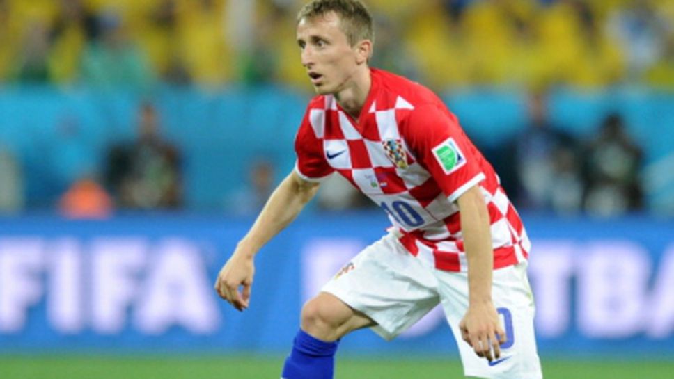 Модрич още под въпрос за Камерун