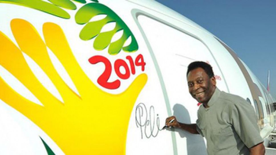 Пеле изпуснал първото полувреме срещу Мексико заради задръствания