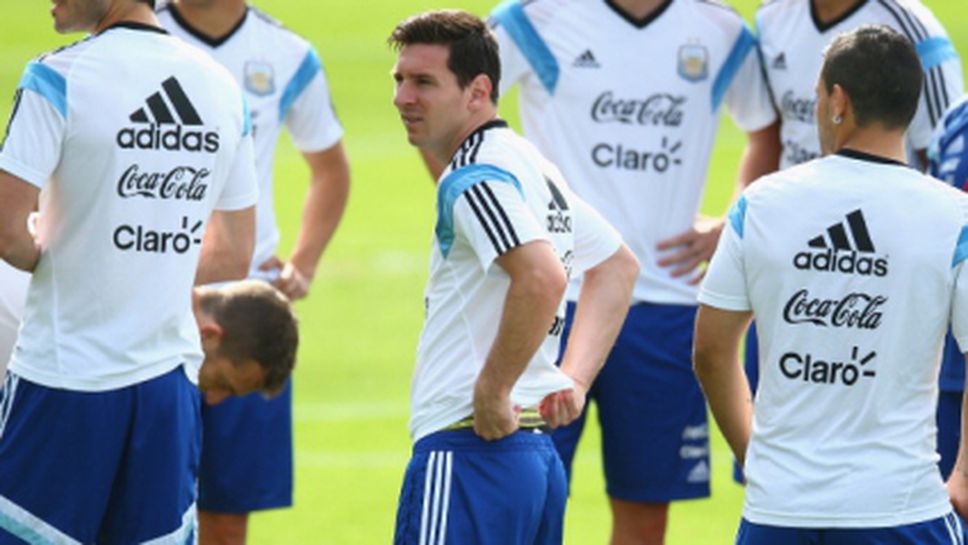 Спорът около схемата на Аржентина приключи - "великолепната четворка" излиза на преден план