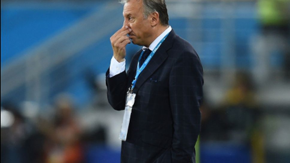 Дзакерони не мисли за бъдещето си начело на Япония