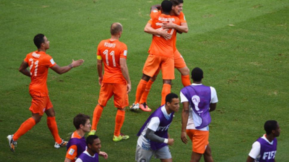 Робен предоставил дузпата на Хунтелаар