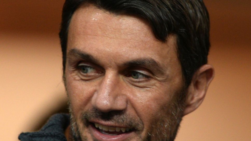 Спрягат Паоло Малдини за нов селекционер на Италия