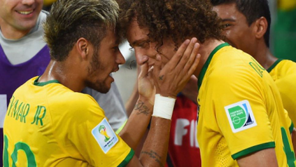 Неймар се завърна в лагера на бразилците с линейка